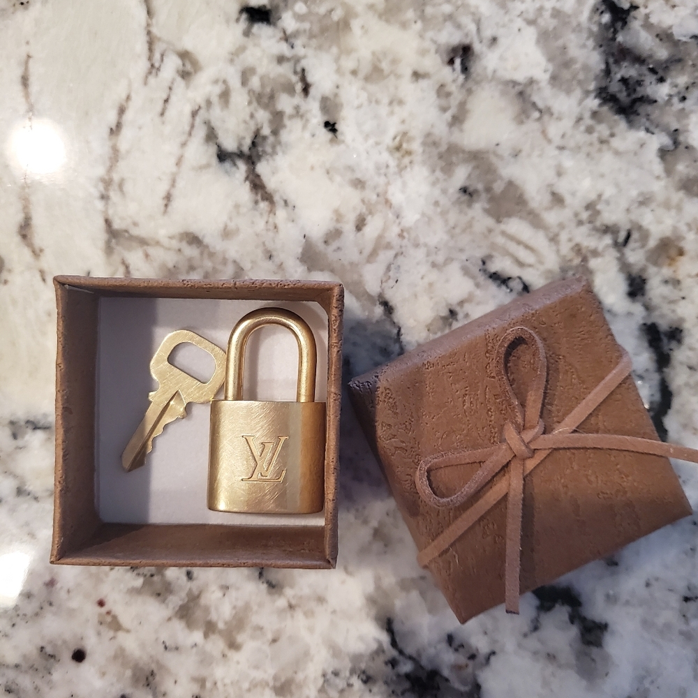 Louis Vuitton lock and key